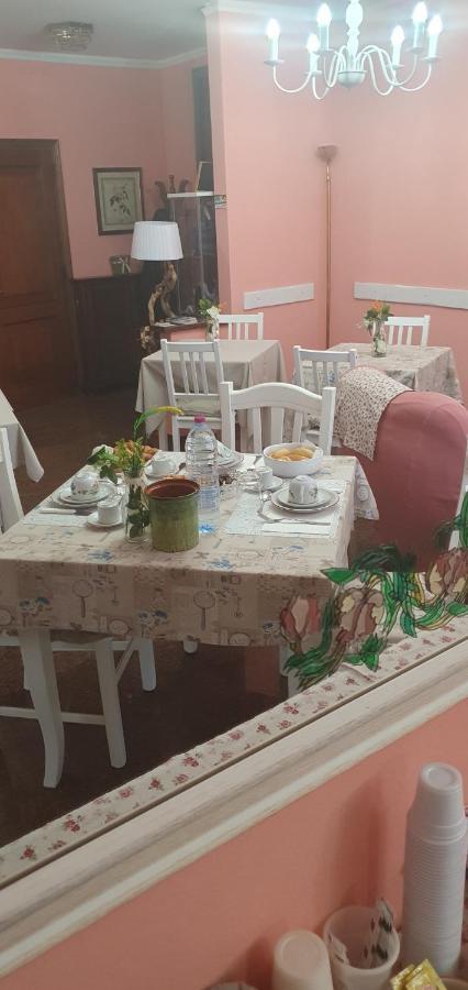 Villa Ferrari Oriella Solignano Nuovo Ngoại thất bức ảnh