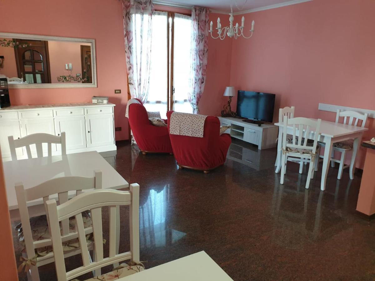 Villa Ferrari Oriella Solignano Nuovo Ngoại thất bức ảnh