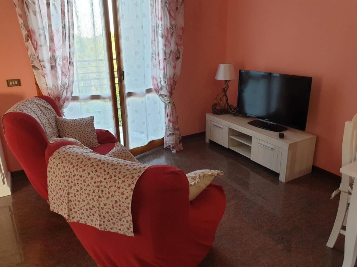 Villa Ferrari Oriella Solignano Nuovo Ngoại thất bức ảnh